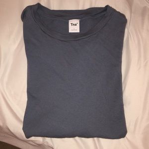 Aritzia t shirt